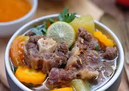 Sop Buntut Kuah Gurih